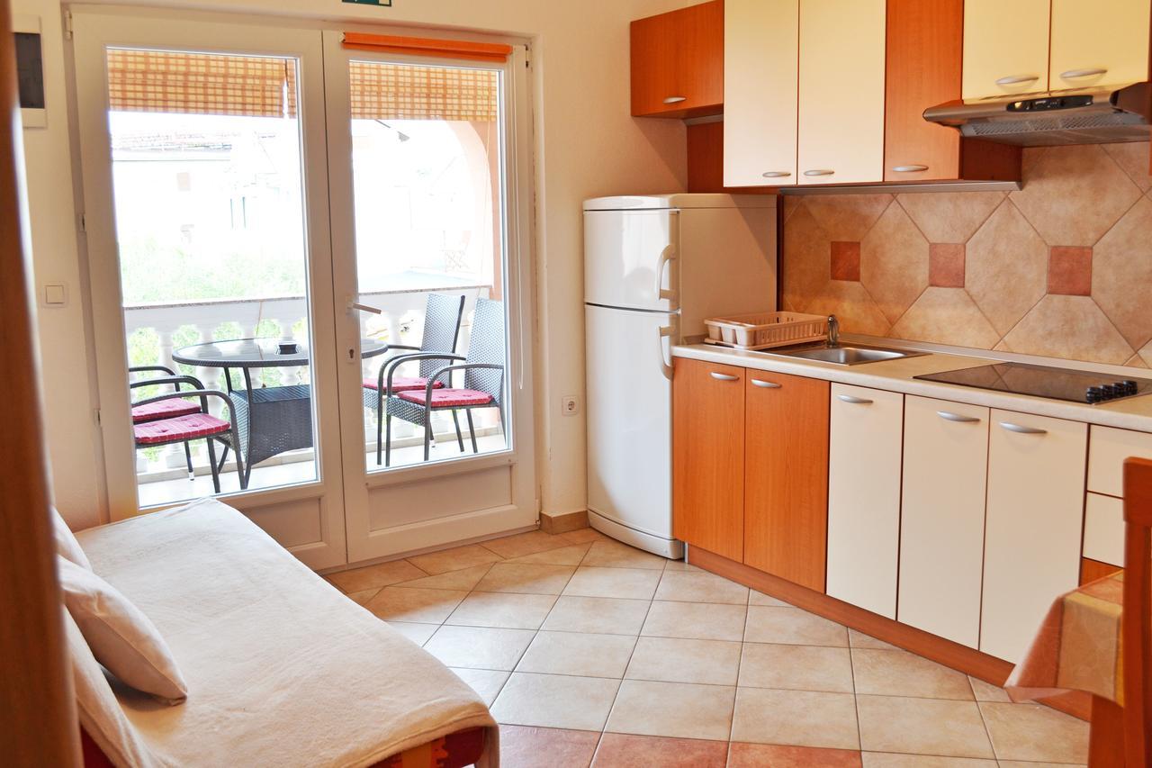 Apartments Milka Водице Екстер'єр фото