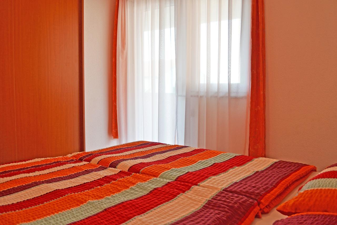 Apartments Milka Водице Екстер'єр фото