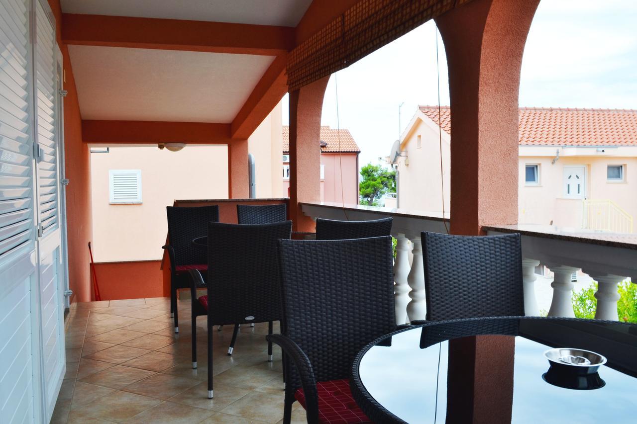 Apartments Milka Водице Екстер'єр фото