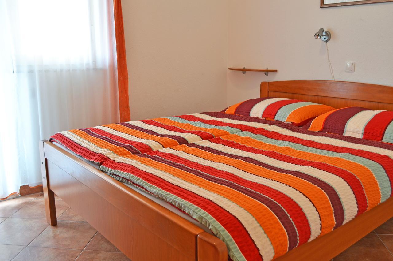Apartments Milka Водице Екстер'єр фото