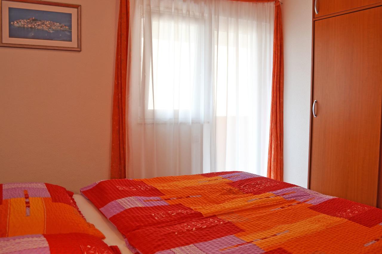 Apartments Milka Водице Екстер'єр фото