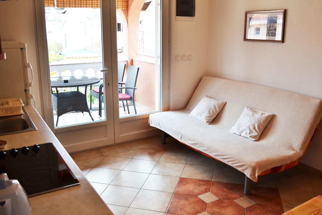 Apartments Milka Водице Екстер'єр фото